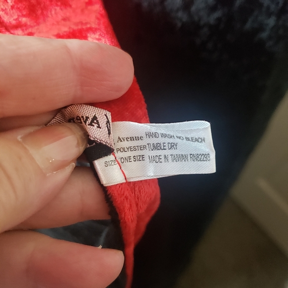 Velour reversible cape - Picture 7 of 8